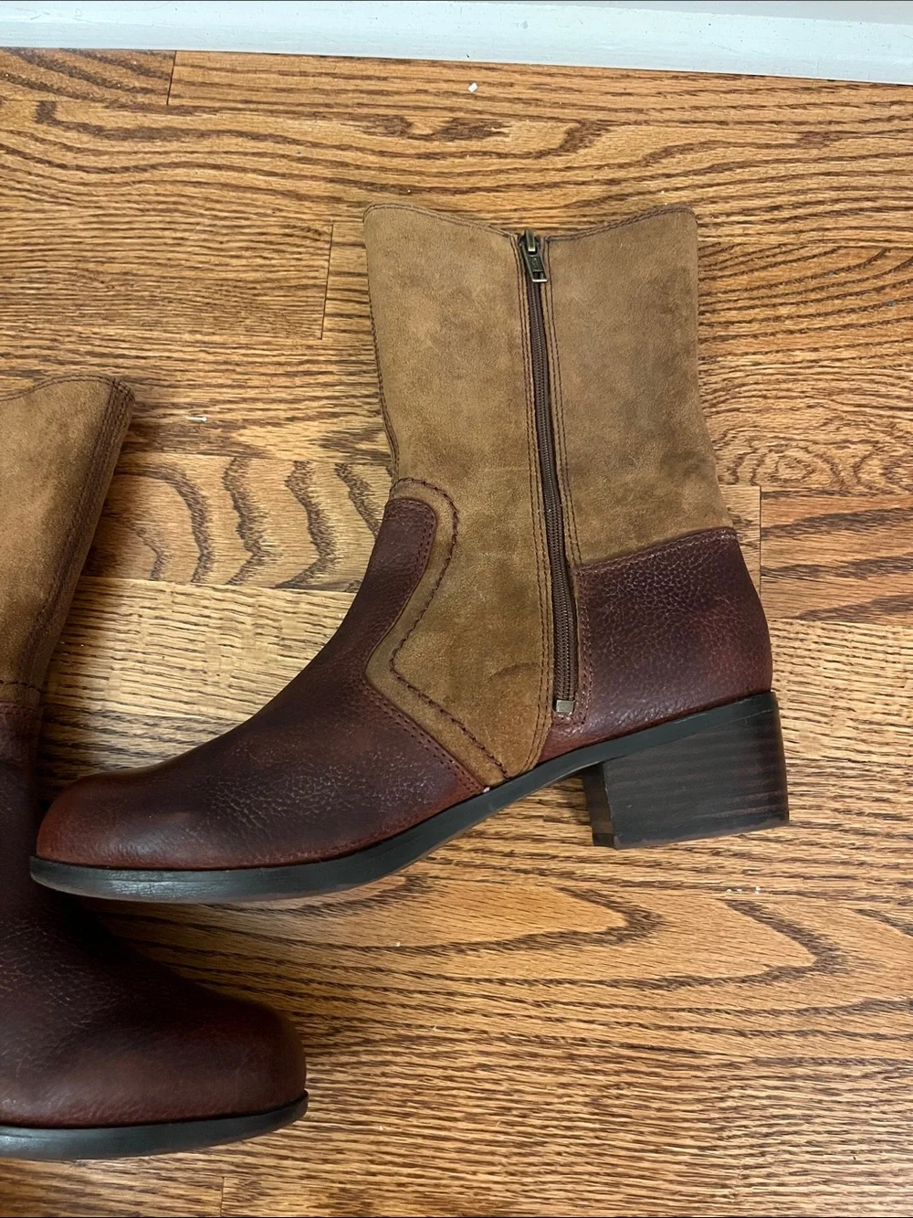 UGG Australia 